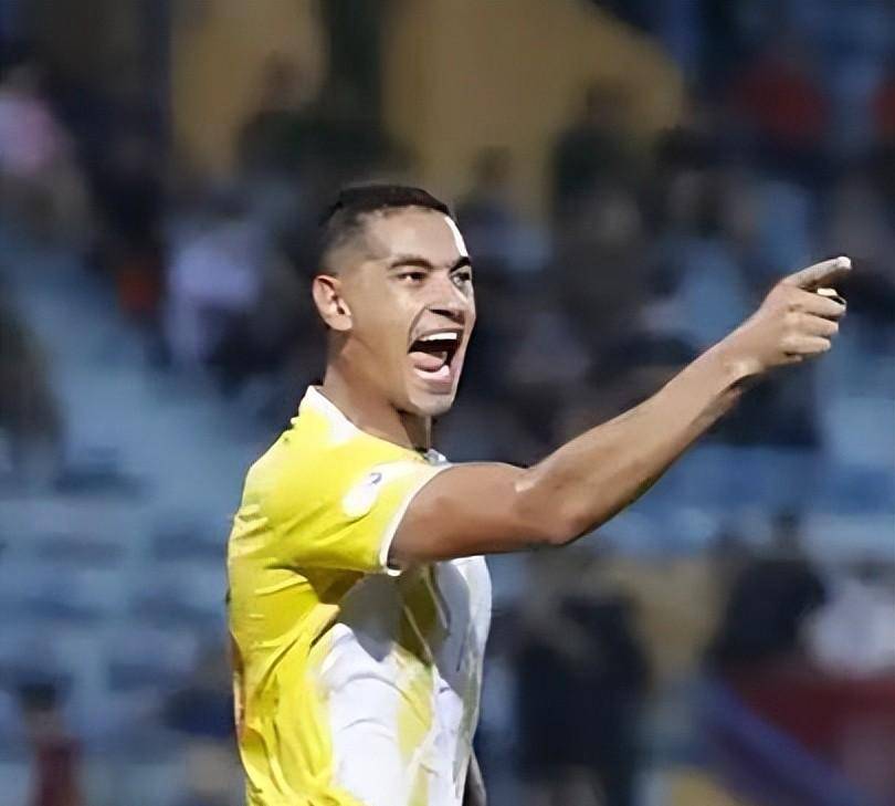 让中国足球, 厘米 让中国足球, 厘米