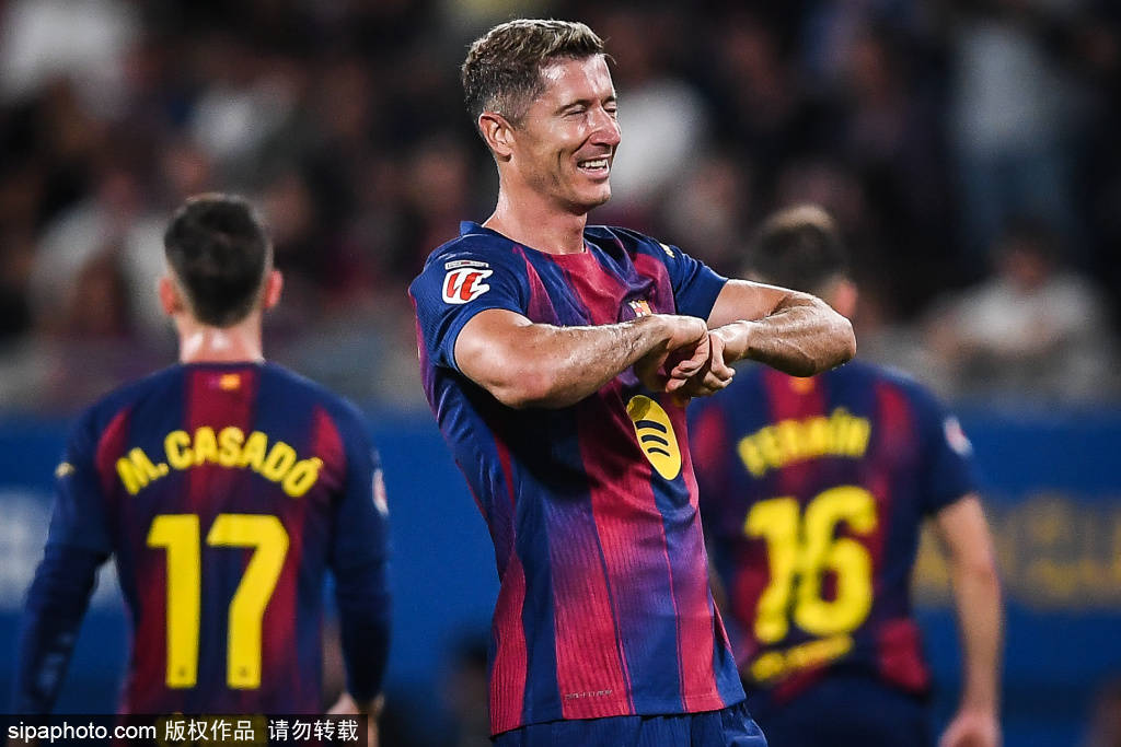 给国际足联, style 给国际足联, style