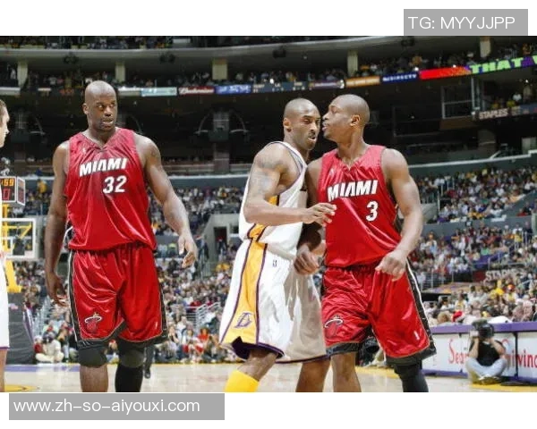 湖人对决热火精彩回放10月10日比赛全程回顾与精彩瞬间分析