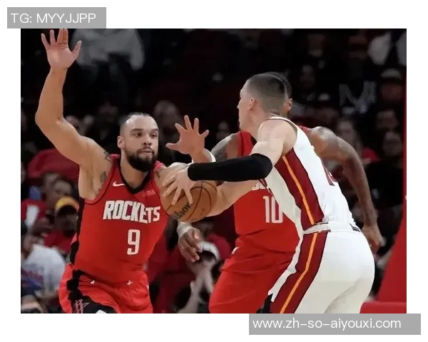 火箭队与雄鹿队第一节精彩对决回顾及赛况分析